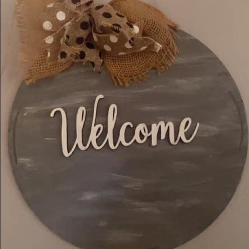 Front door sign